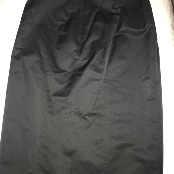 Banana Republic Skirt monogram - Picture 3 of 4